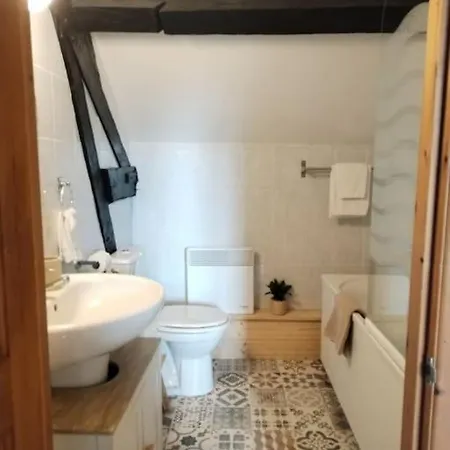 Domaine Des Cerisiers Lägenhet *