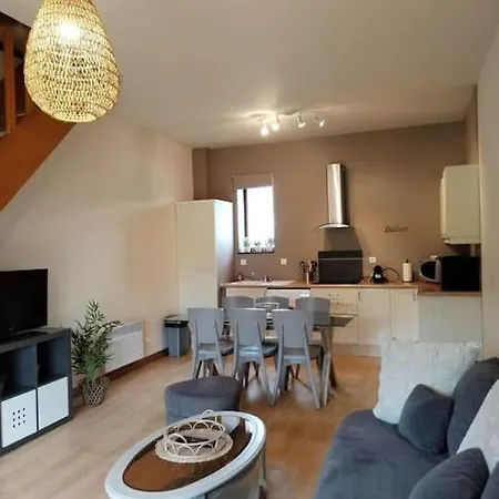 Lägenhet Domaine Des Cerisiers