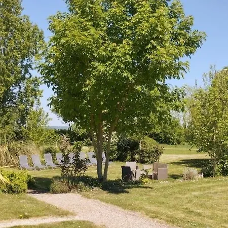 Domaine Des Cerisiers - Piste Cyclable Reliant Honfleur - Parking Prive & Grand Jardin * Berville-sur-Mer