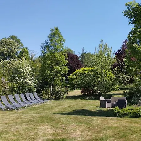 Domaine Des Cerisiers - Piste Cyclable Reliant Honfleur - Parking Prive & Grand Jardin Apartment